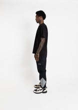 Load image into Gallery viewer, FOUR POINT NYLON PANT (BLACK)
