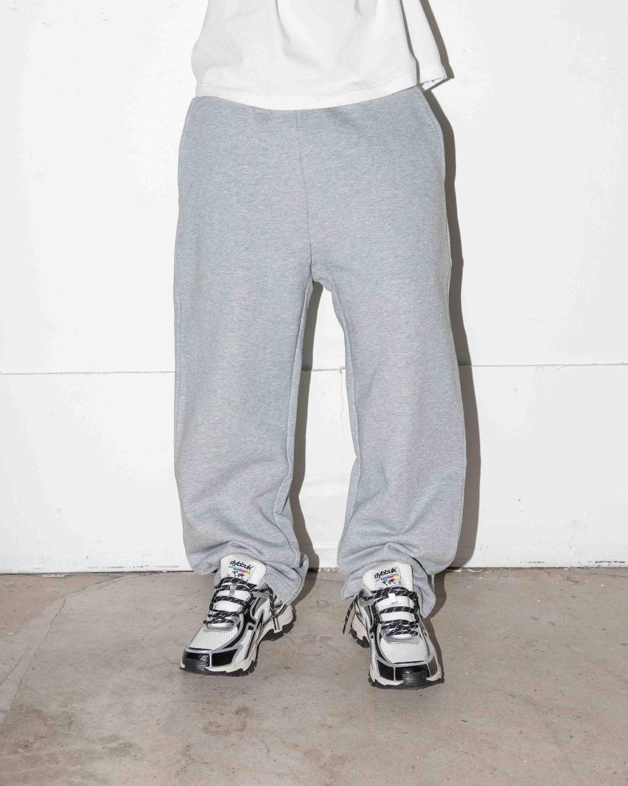 DAY OFF SWEATPANT (HEATHER GRAY)